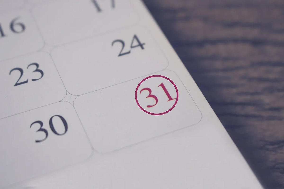 Нумерологический календарь на вторую половину октября 2025 года. Фото © Shutterstock / FOTODOM / CHIRAPHAN