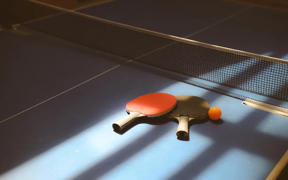 Обложка © Shutterstock / FOTODOM / itzyzhot