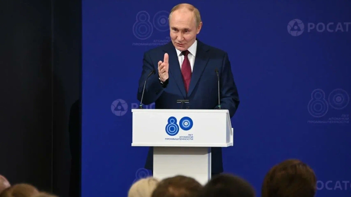 Обложка © Life.ru / Шедеврум