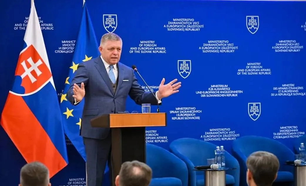 Обложка © Facebook (признан экстремистской организацией и запрещён на территории Российской Федерации) / Robert Fico