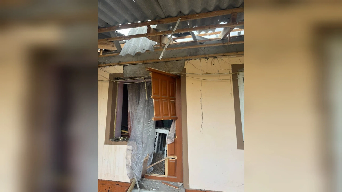 В херсонском селе семейная пара погибла из-за ночного налета дронов ВСУ. Фото © Telegram / Владимир Сальдо