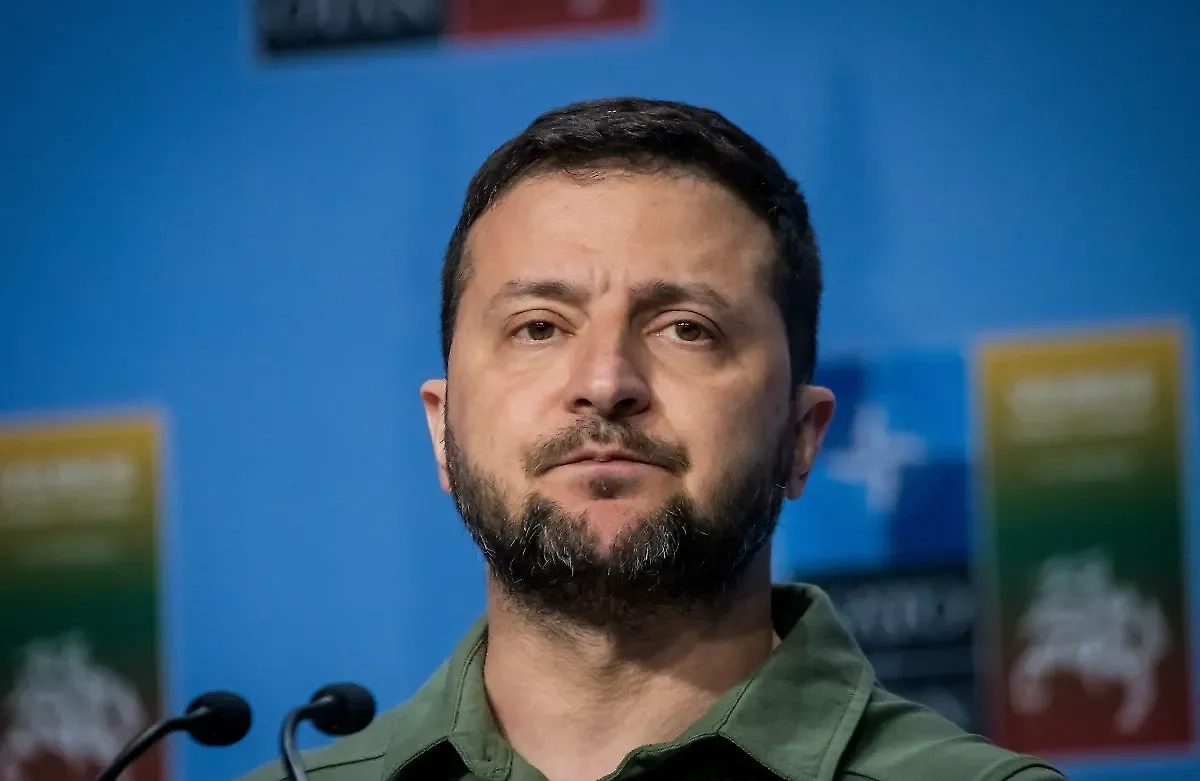 Владимир Зеленский. Обложка © Shutterstock / FOTODOM/ Gints Ivuskans