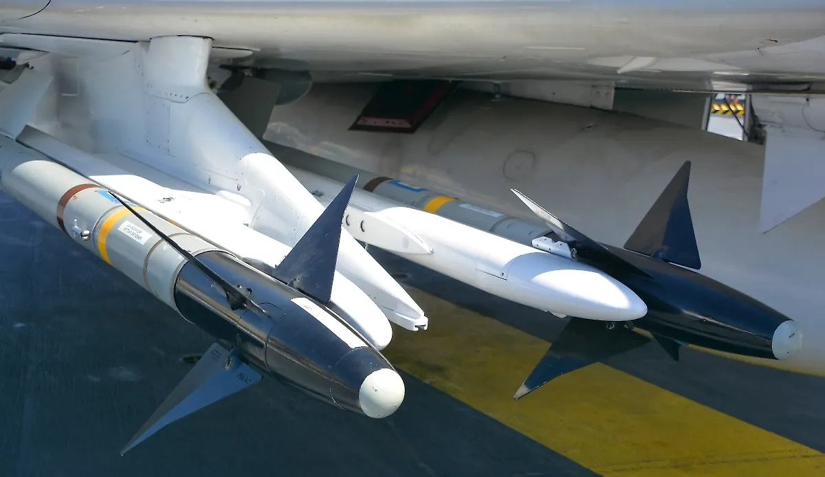 Обложка © Shutterstock / FOTODOM / meunierd