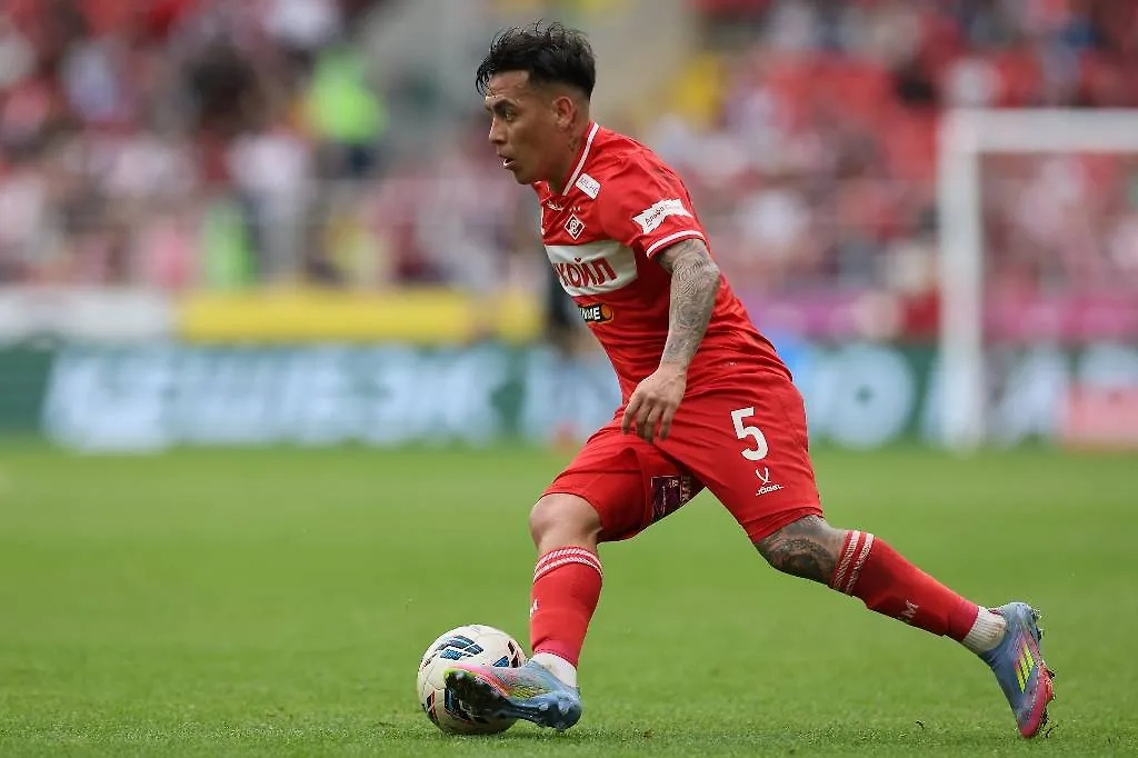 Обложка © ТАСС / Сергей Савостьянов