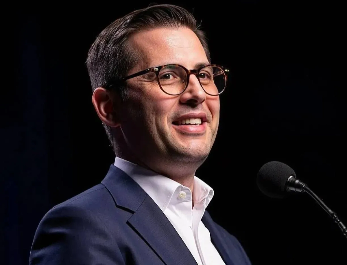 Обложка © VK / Джозеф Шуцман