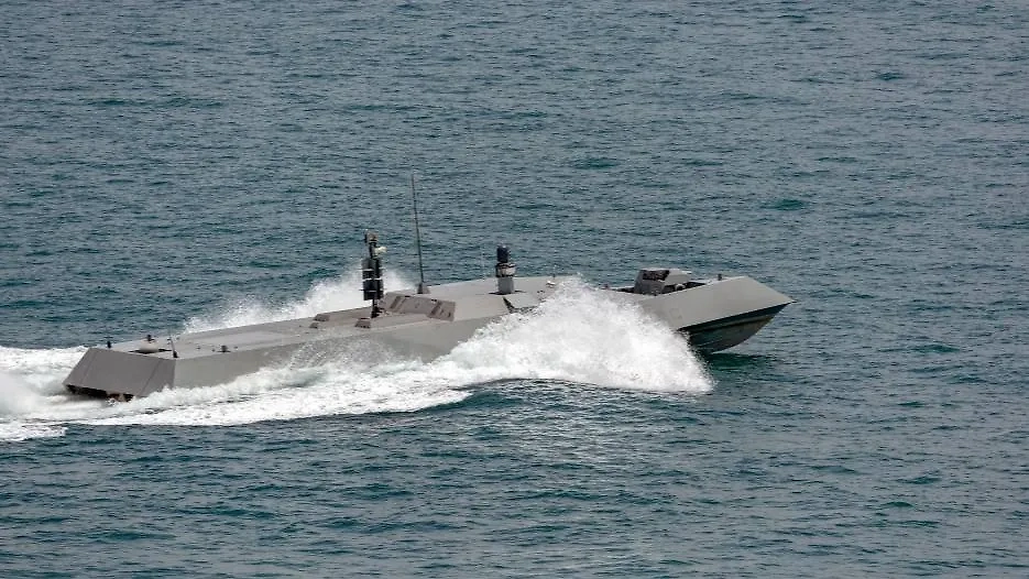 Обложка © Shutterstock / FOTODOM / Igor Grochev