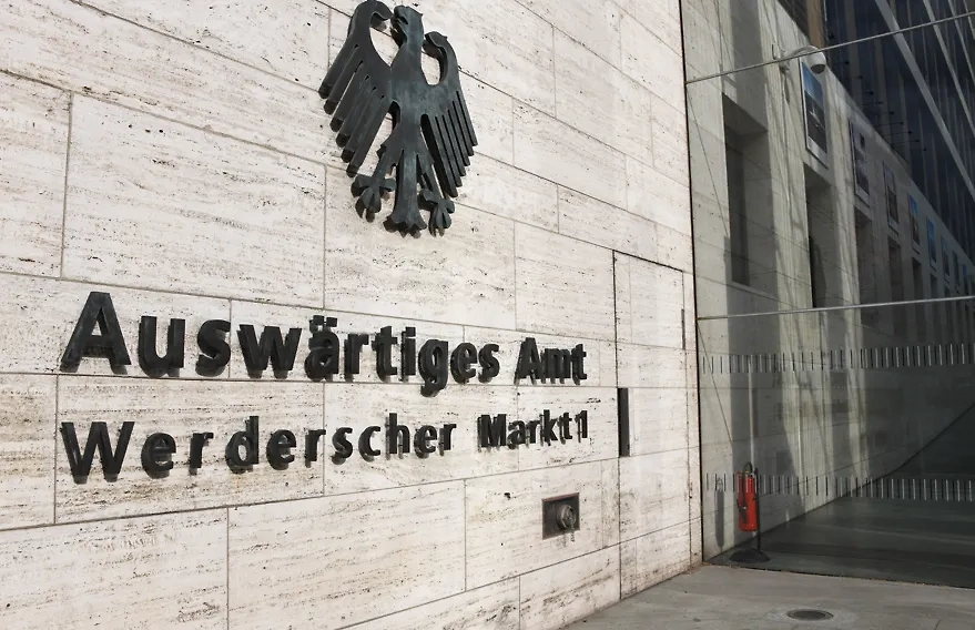 Обложка © Shutterstock / FOTODOM / nitpicker