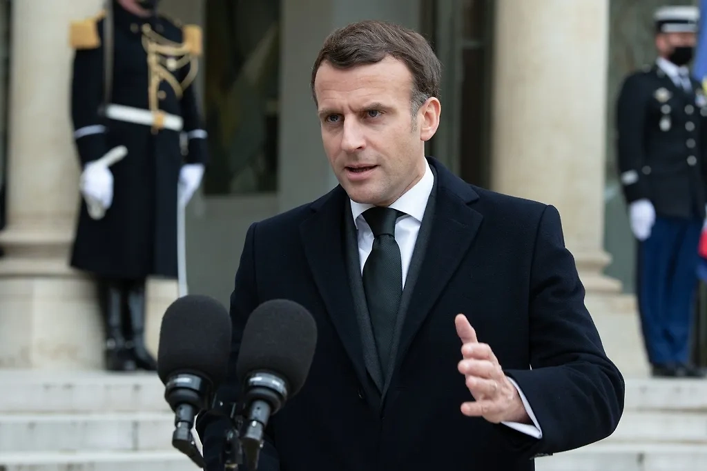 Обложка © Shutterstock / FOTODOM / Frederic Legrand - COMEO