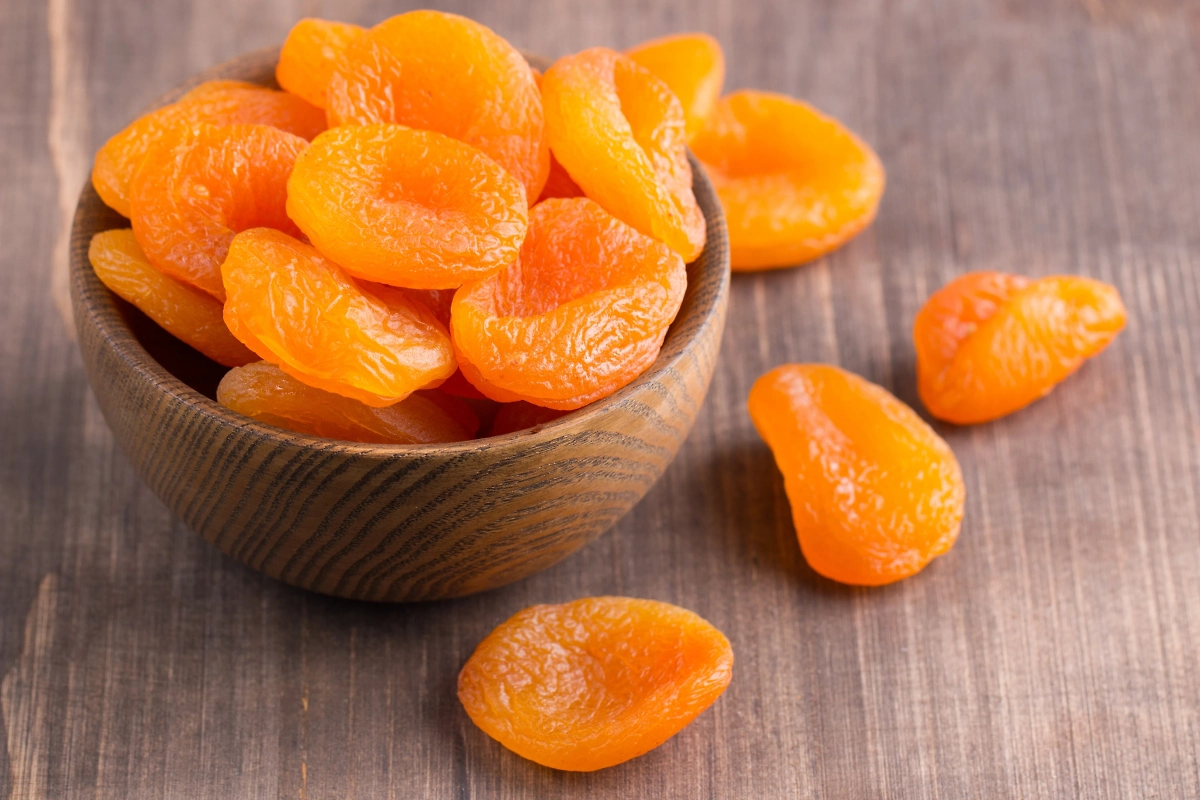 Обложка © Shutterstock / FOTODOM / CreatoraLab