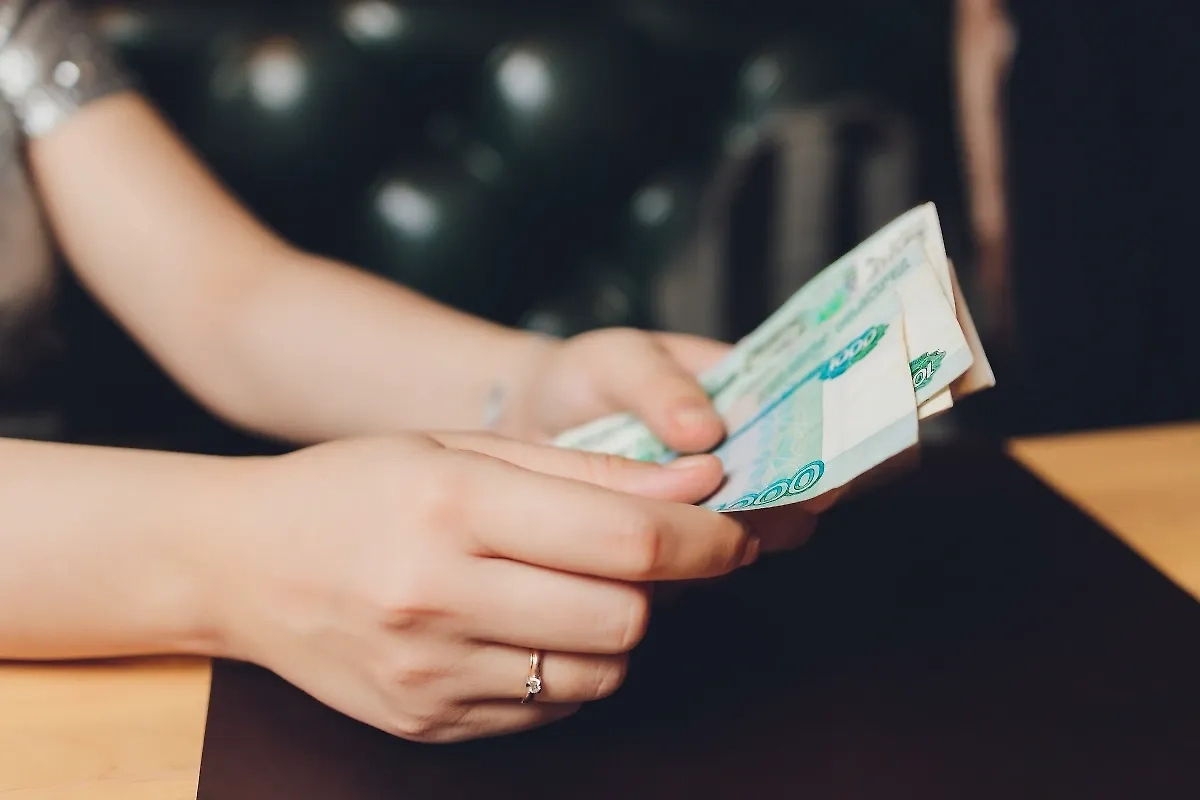 Обложка © Shutterstock / FOTODOM / Vershinin89