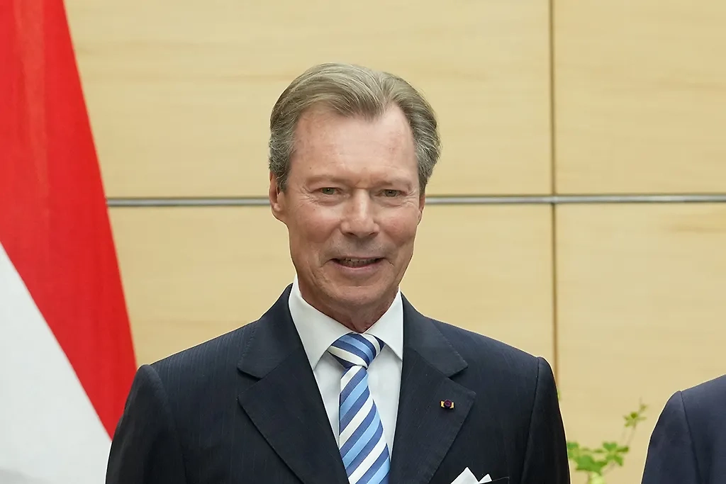 Обложка © ТАСС / EPA / POOL / KAZUHIRO NOGI