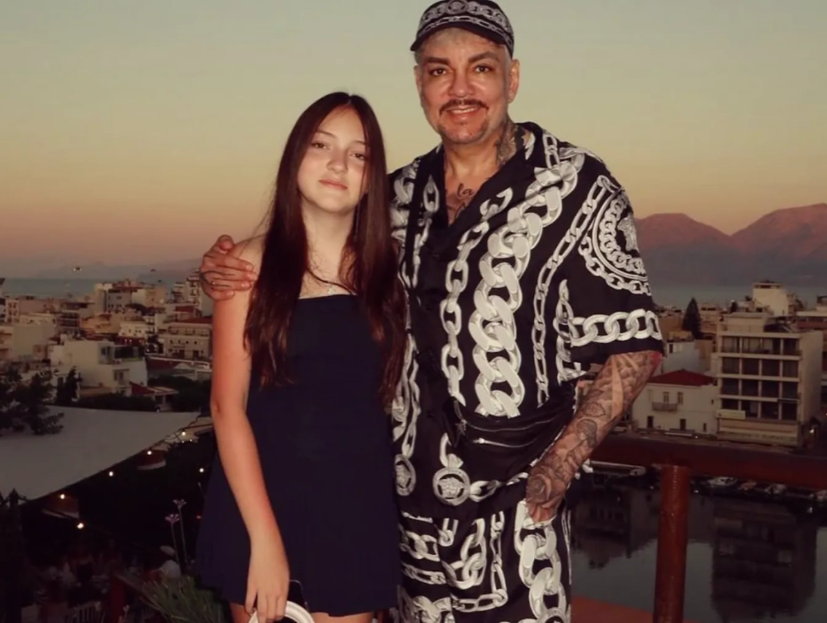 Киркоров с дочерью. Обложка ©  Instagram (признан экстремистской организацией и запрещён на территории Российской Федерации)/ fkirkorov