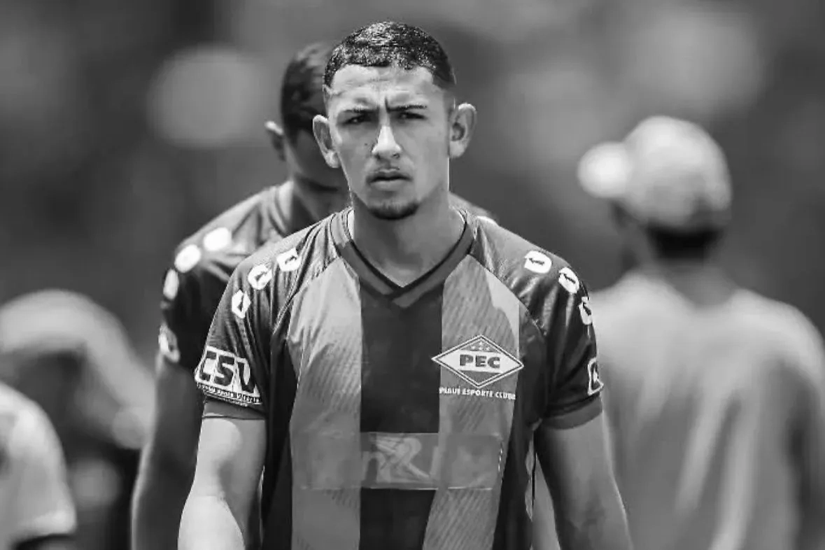 Обложка © Instagram (признан экстремистской организацией и запрещён на территории Российской Федерации) / antonyylano_05