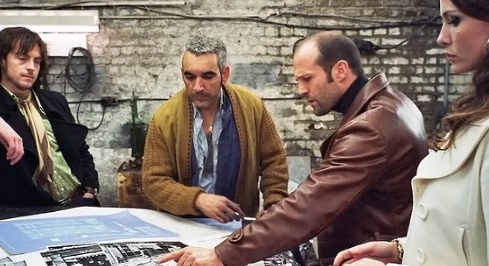 «Ограбление на Бейкер-стрит» фильм: британский триллер, основанный на реальных событиях 1971 года. Фото © Кадр из фильма «Ограбление на Бейкер-стрит», режиссёр Роджер Дональдсон, сценарист Дик Клемент, Йен Ла Френас / Kinopoisk