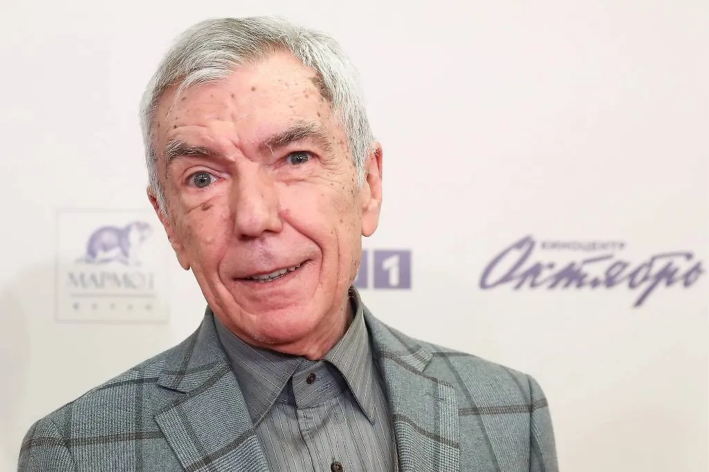 Обложка © ТАСС / Антон Новодережкин