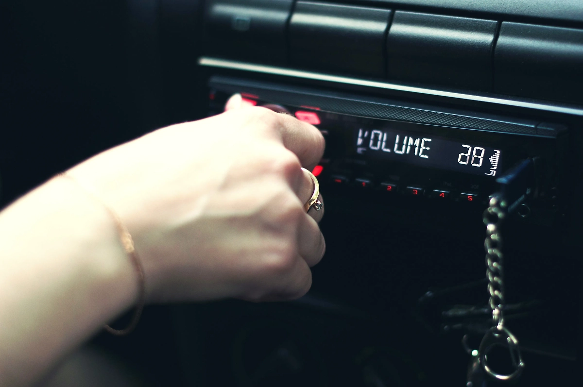 Обложка © Shutterstock / FOTODOM / MonoLiza