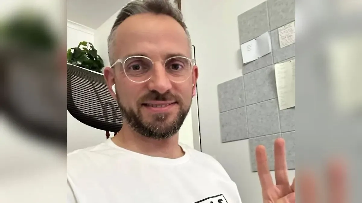 Обложка © Instagram (признан экстремистской организацией и запрещён на территории Российской Федерации) / kolezev*