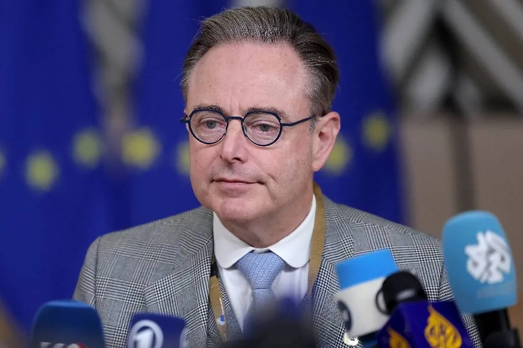 Обложка © ТАСС / EPA / OLIVIER MATTHYS