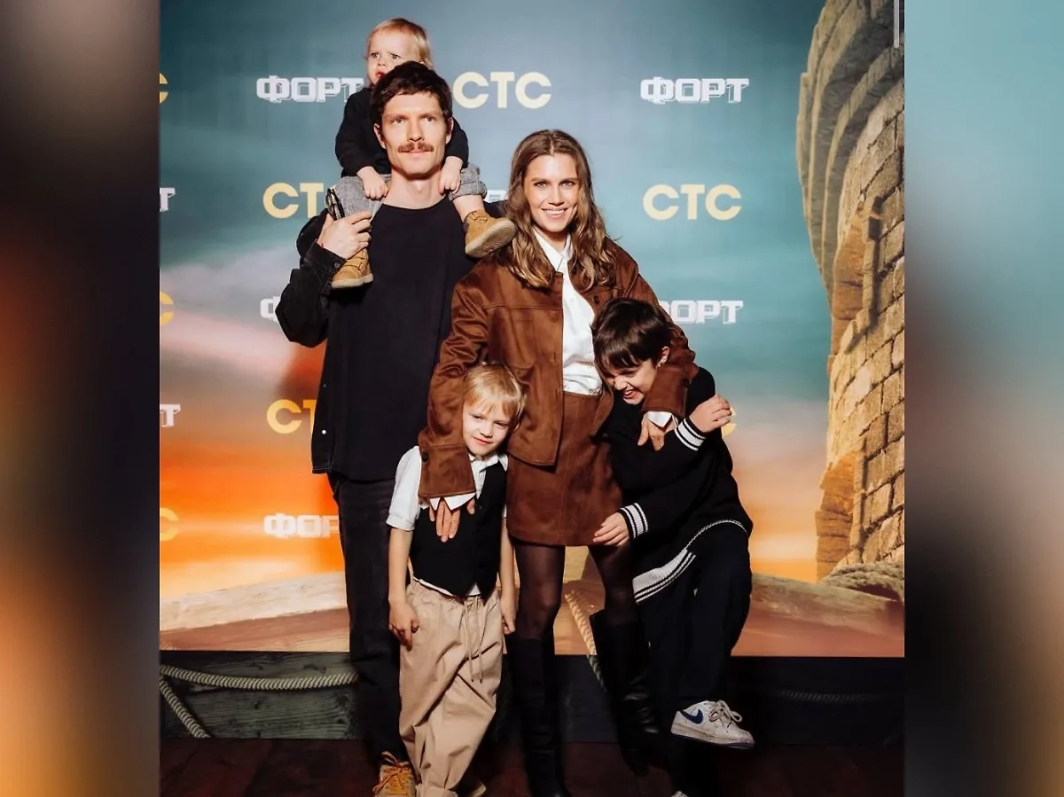 Обложка © Instagram (признан экстремистской организацией и запрещён на территории Российской Федерации) / melnikovadsh