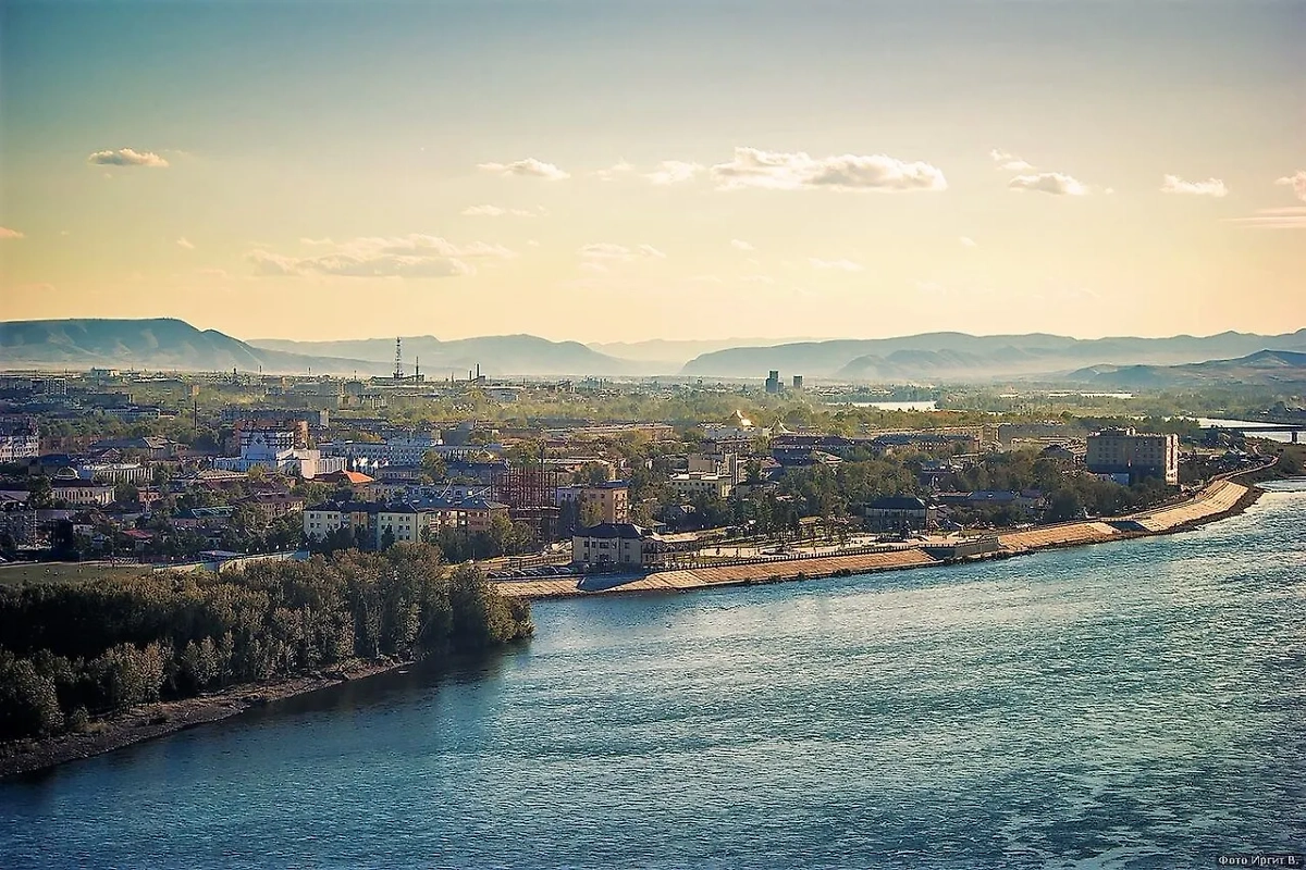 Город Кызыл тоже менял название очень часто. История города началась с царского поселения, потом он стал столицей автономной республики. Фото © Wikipedia / Валерий Иргит