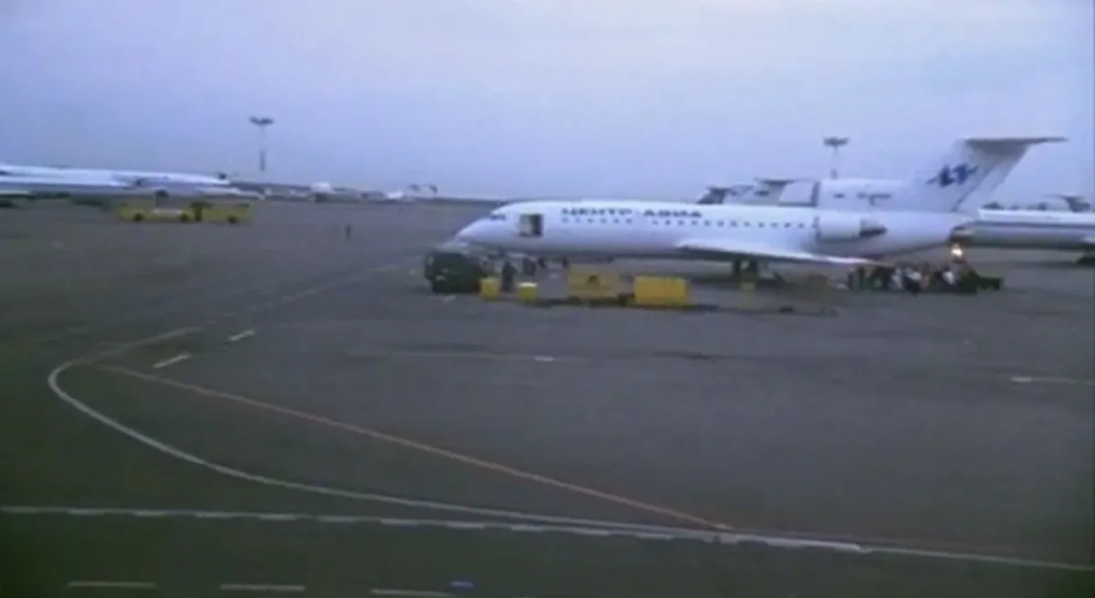 Временные парадоксы в сериале «Бригада»: топ-5. Фото © Кадр из сериала «Бригада», режиссёр Алексей Сидоров, сценаристы Игорь Порублев и др. / YouTube / MilanKa