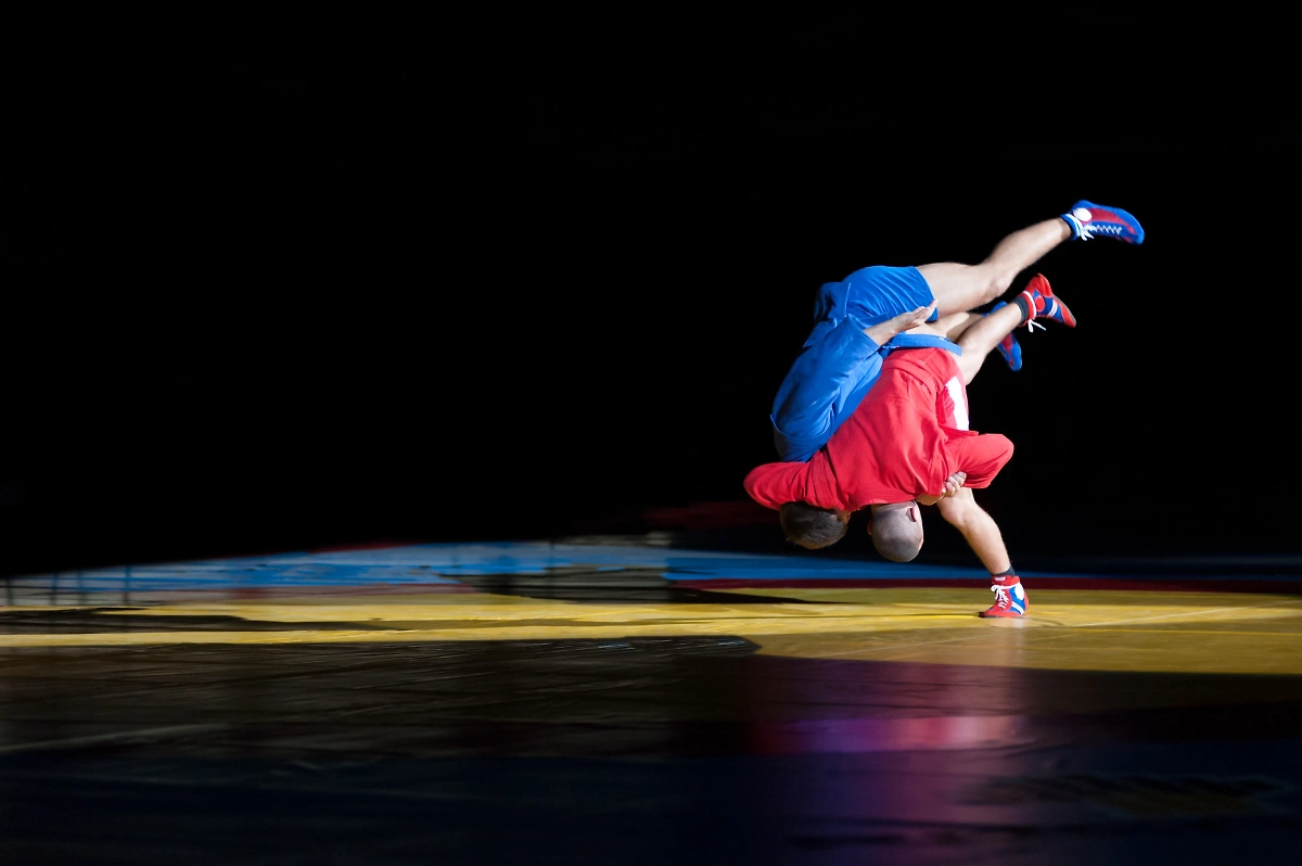 Обложка © Shutterstock / FOTODOM/ maRRitch 