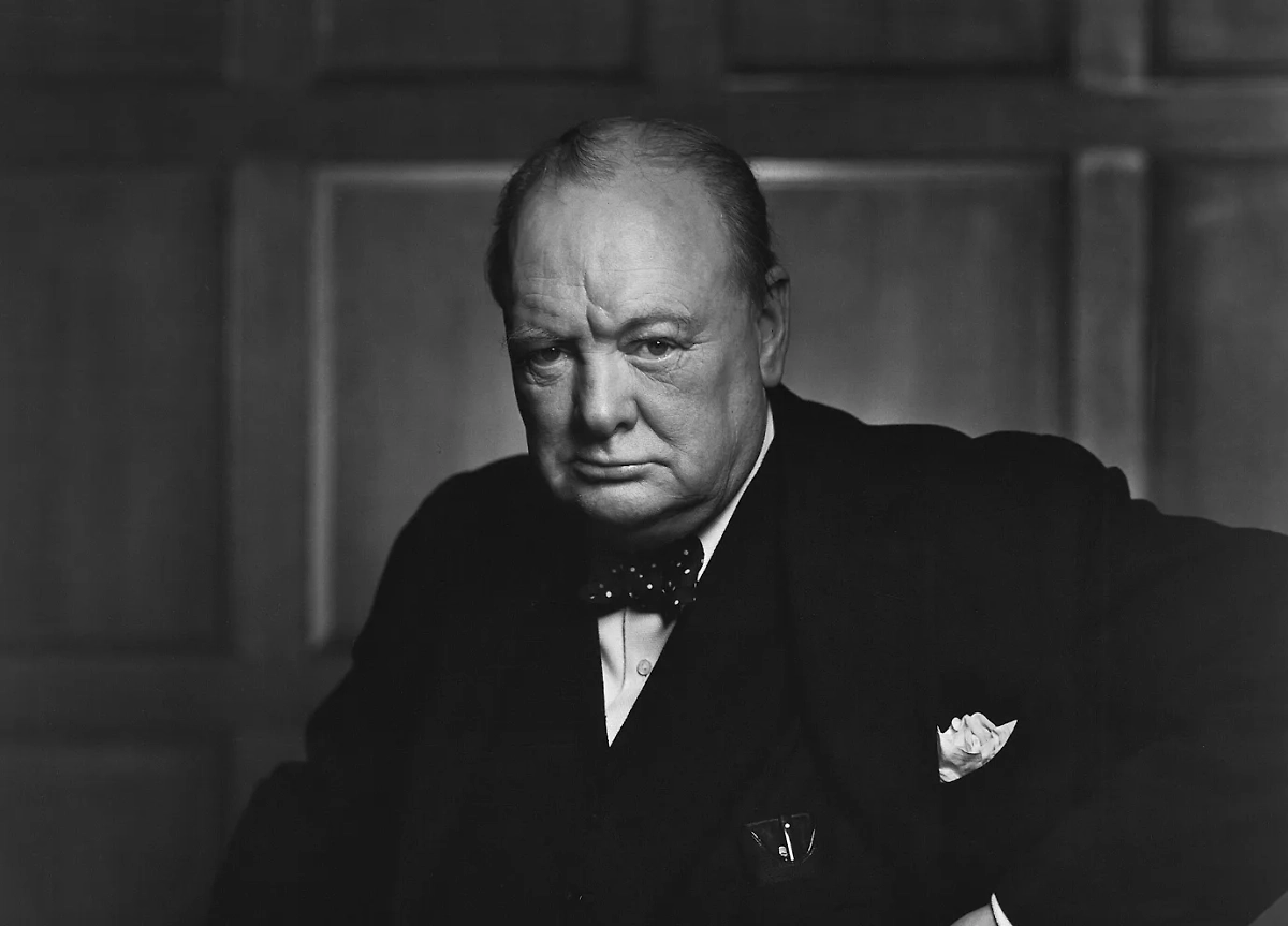 Обложка © wikipedia.org / Юсуф Карш