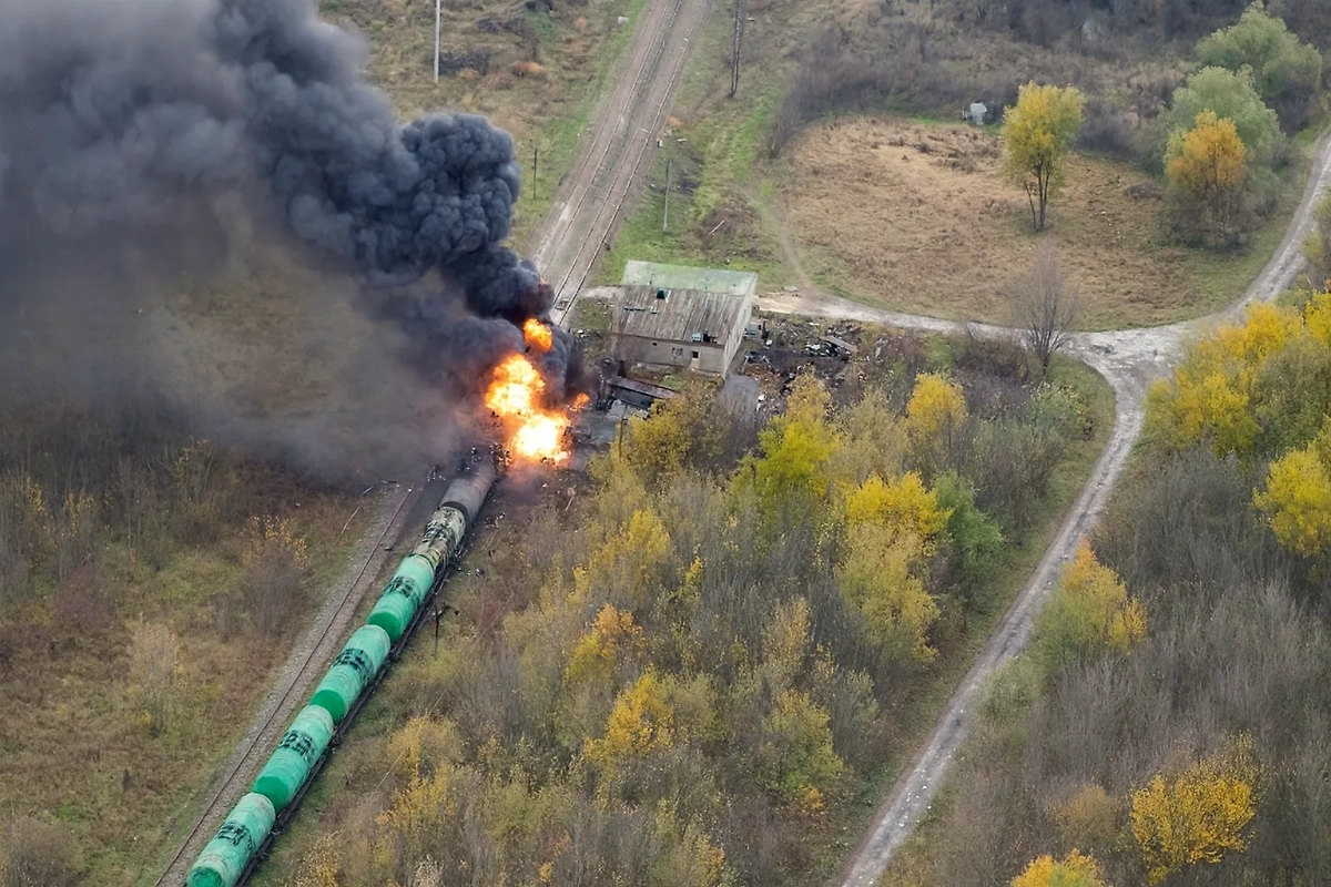 Обложка © Life.ru / ChatGPT