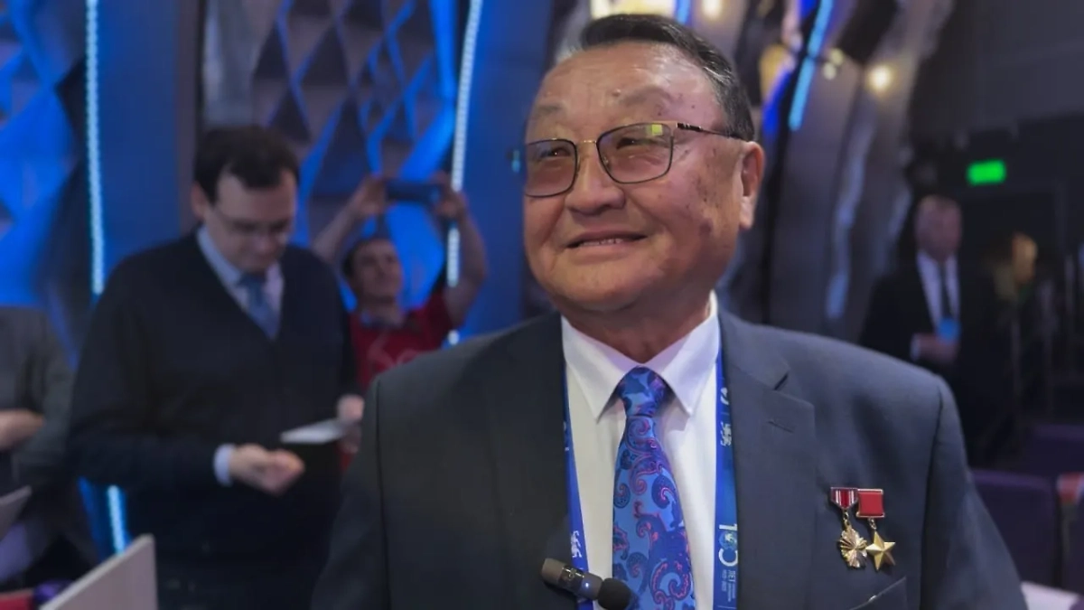 Жугдэрдэмидийн Гуррагча. Обложка © Life.ru