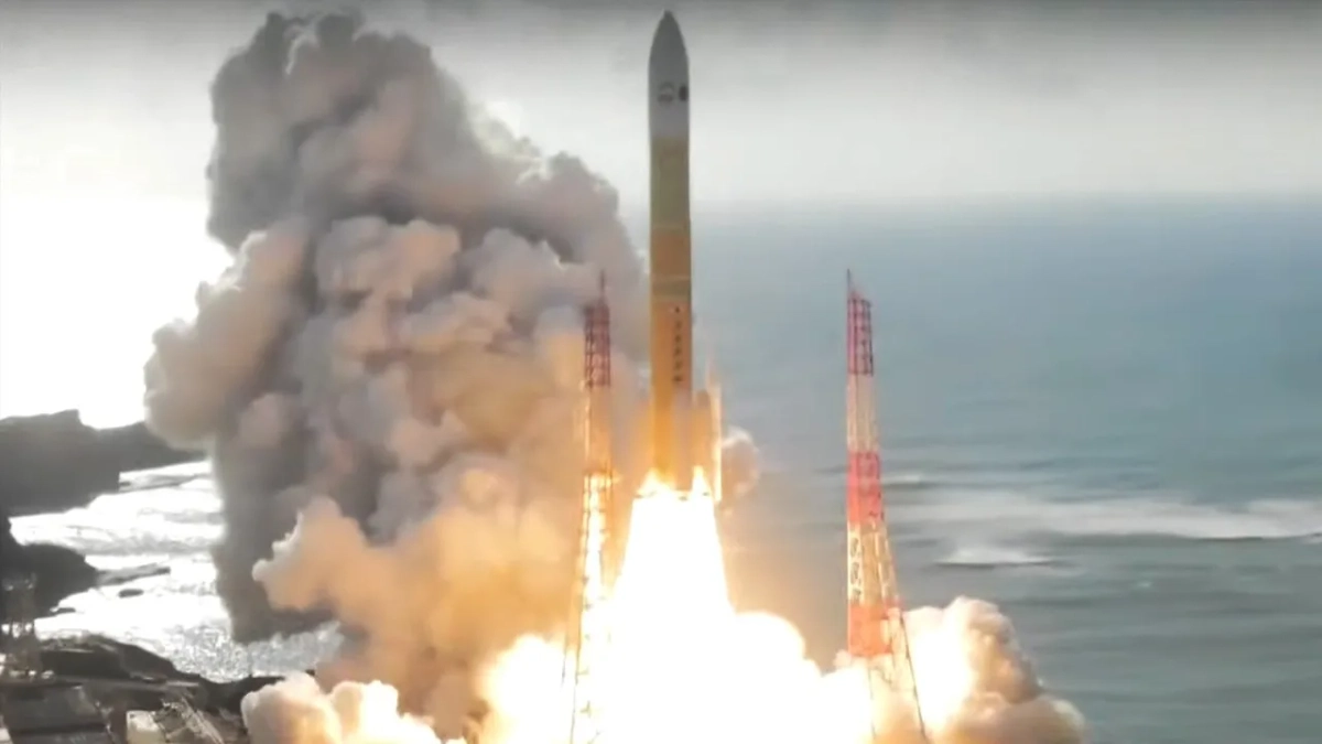 Обложка © YouTube / JAXA / NASA