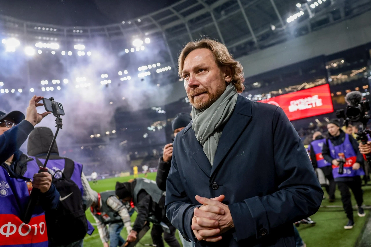 Главный тренер сборной России Валерий Карпин. Обложка © Telegram / Сборная России по футболу