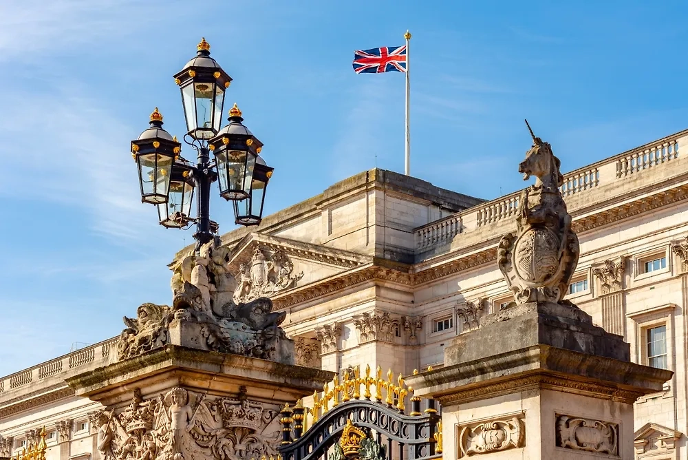 Обложка ©  Shutterstock / FOTODOM / Mistervlad