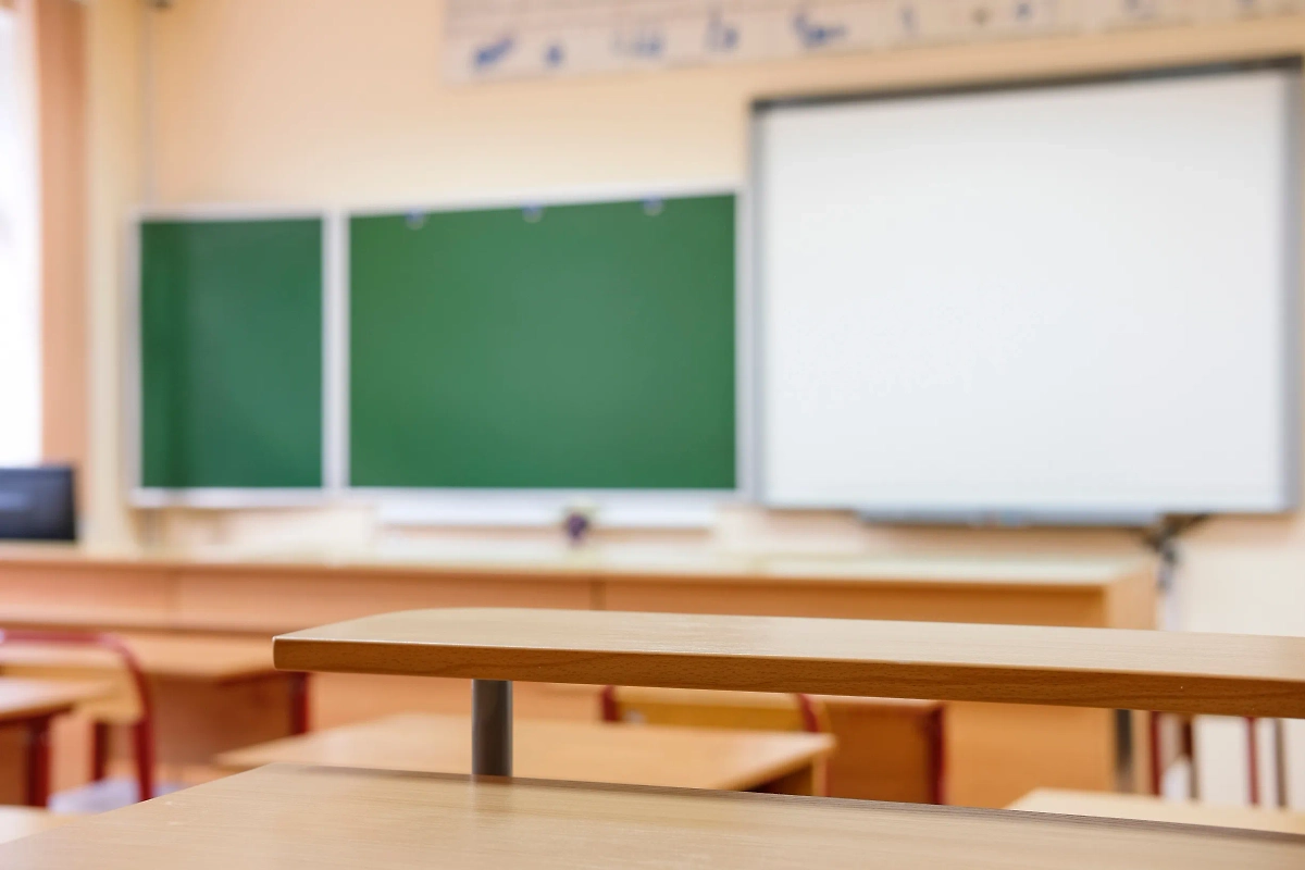 Обложка © Shutterstock / FOTODOM / Vereshchagin Dmitry