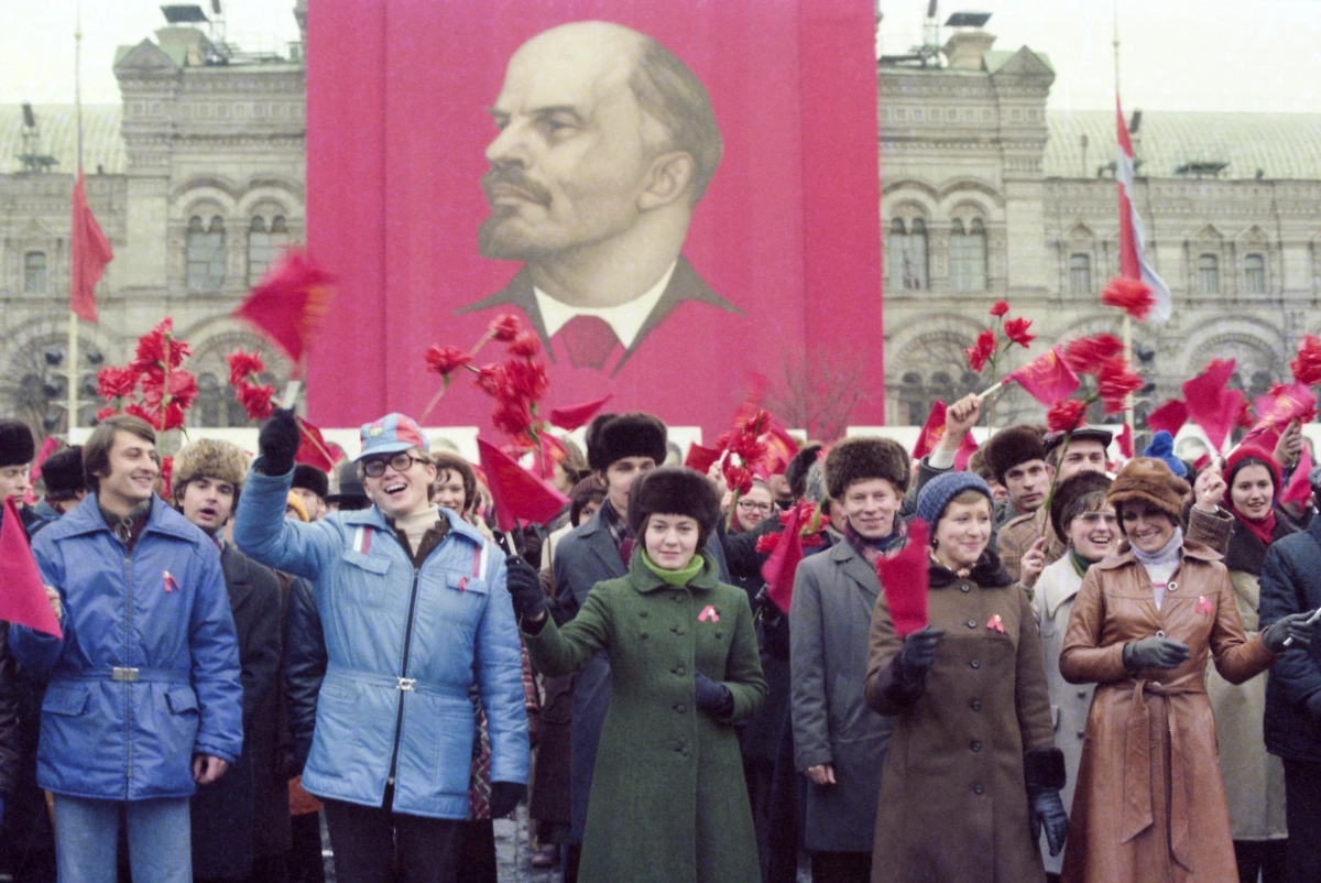 Когда в СССР отмечали День комсомола и почему старики любят вспоминать молодость 29 октября. Фото © ТАСС / Игорь Зотин