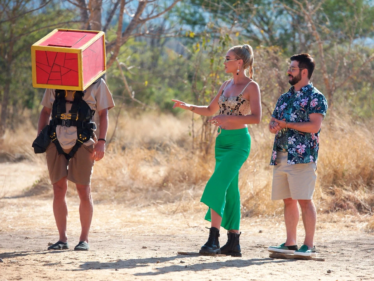 Фото © Кадр из передачи «Звёзды в Африке», режиссёры Алина Алексеева, Наталия Очигава, сценарист Эмин Гасанов / Kinopoisk