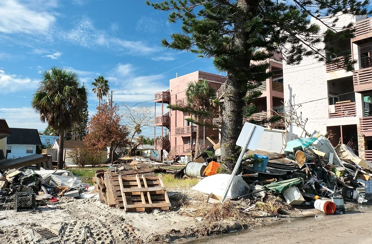 Обложка © Shutterstock / FOTODOM /DarkLens Studios