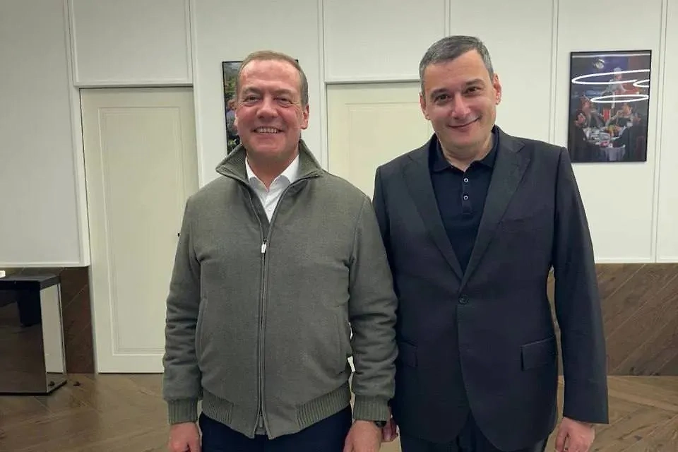 Обложка © Telegram / Александр Хинштейн