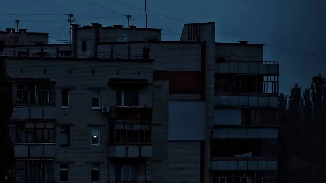 Обесточенный Чернигов. Фото © X / UA_oleg