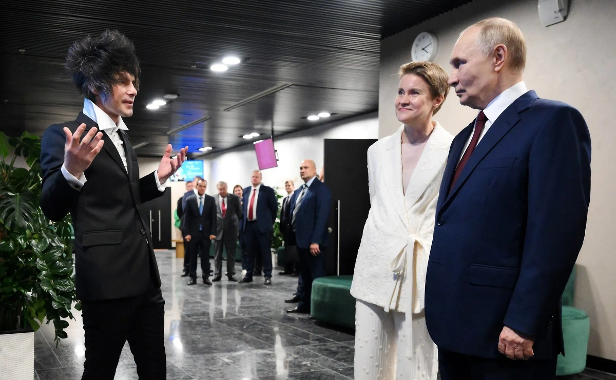 Обложка © Кremlin.ru