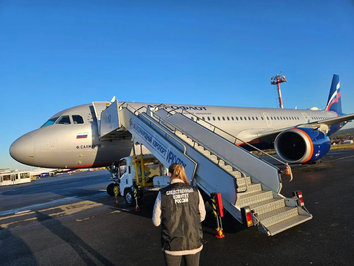 Воздушное судно Airbus A321. Обложка © Telegram / Восточное межрегиональное следственное управление на транспорте СК России