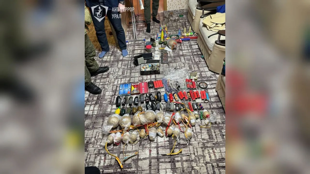 Оружие жителя Урала. Видео © Telegram / Проект «Антитеррор Урал»