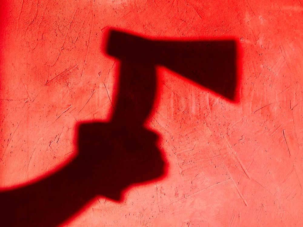 Обложка © Shutterstock / FOTODOM / L.Kora