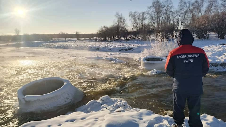 Обложка © Telegram / Служба спасения Якутии