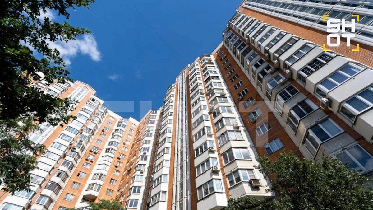 SHOT: Назаров продал имущество в РФ, оставив себе комнату в квартире в Москве