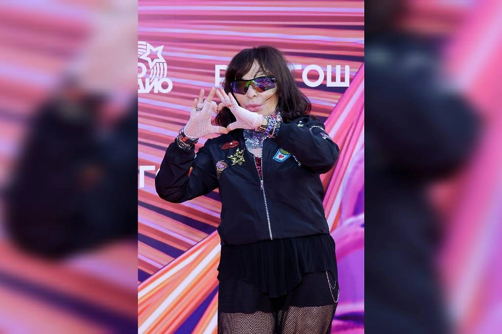 Как менялись лицо и внешность Жанны Агузаровой с годами. Фото © ТАСС / Сергей Карпухин