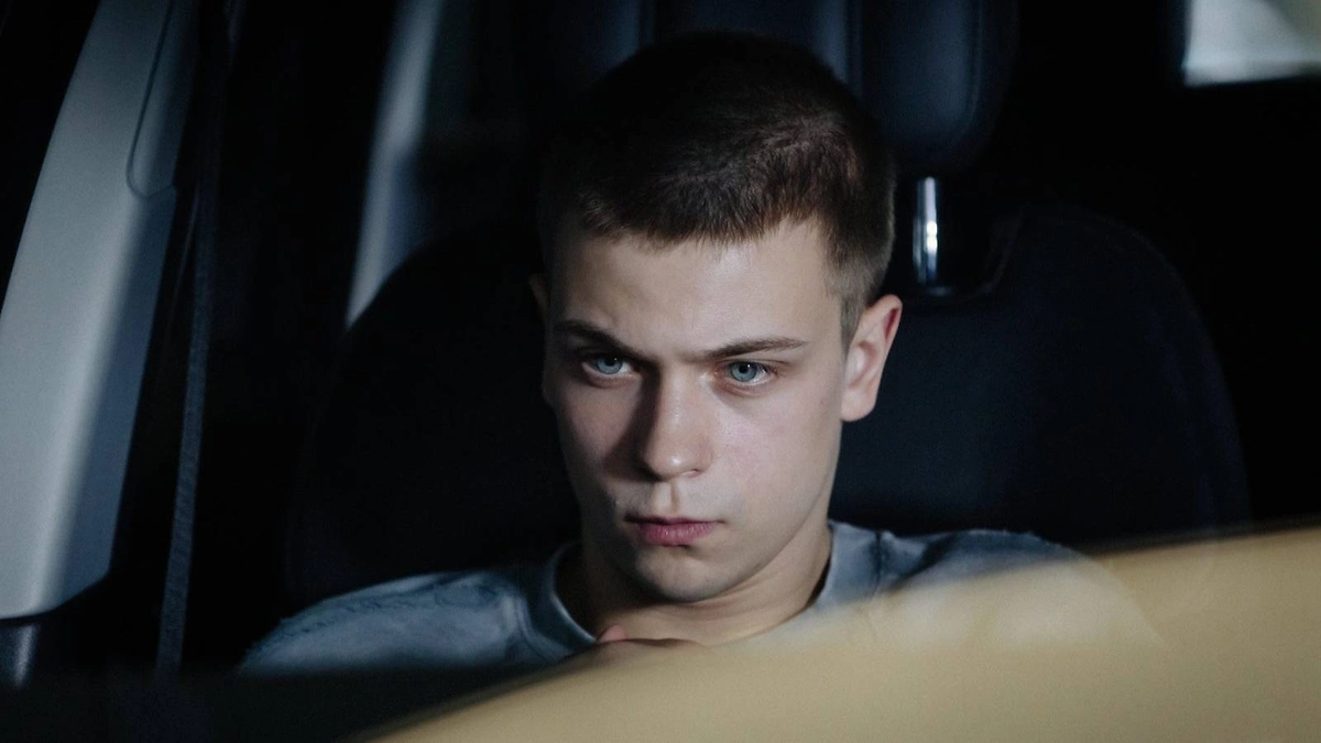 Фильм «Огненный мальчик» — какие о нём есть интересные факты? Почему его все так ждали? Фото © Кадр из фильма «Огненный мальчик», режиссёр Надежда Михалкова, сценаристы Марина Степнова, Надежда Михалкова / Kino-teatr