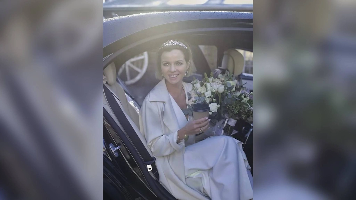 Елена Николаева на свадьбе. Фото © Instagram (признан экстремистской организацией и запрещён на территории Российской Федерации) / @elenanika