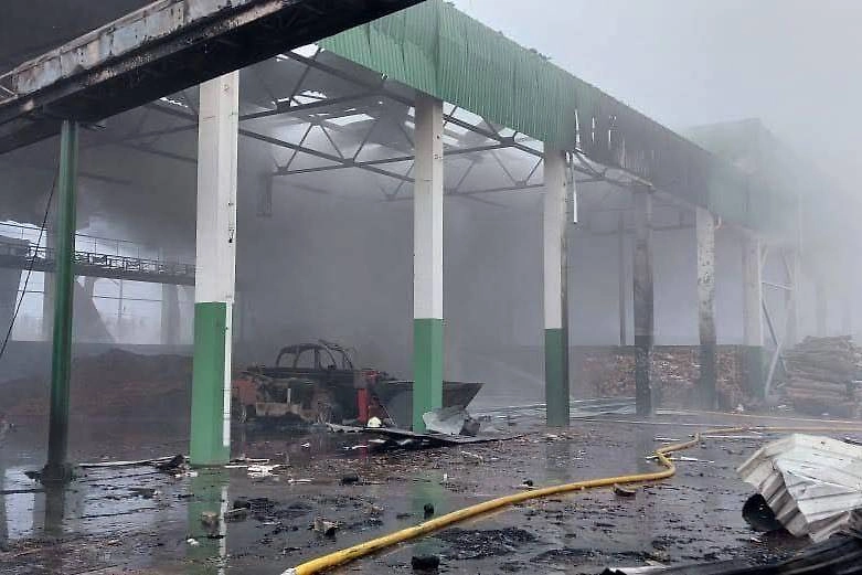 Повреждения на ТЭЦ. Обложка © Facebook (признан экстремистской организацией и запрещён на территории Российской Федерации) / Андрей Гриненко