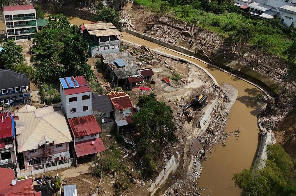 Число жертв тайфуна «Калмаэги» на Филиппинах возросло до 224 человек