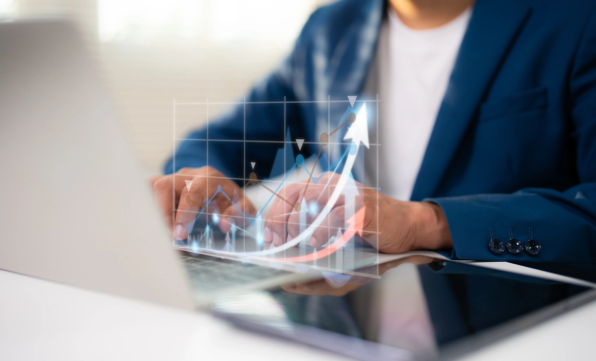 Обложка © Shutterstock / FOTODOM / otello-stpdc